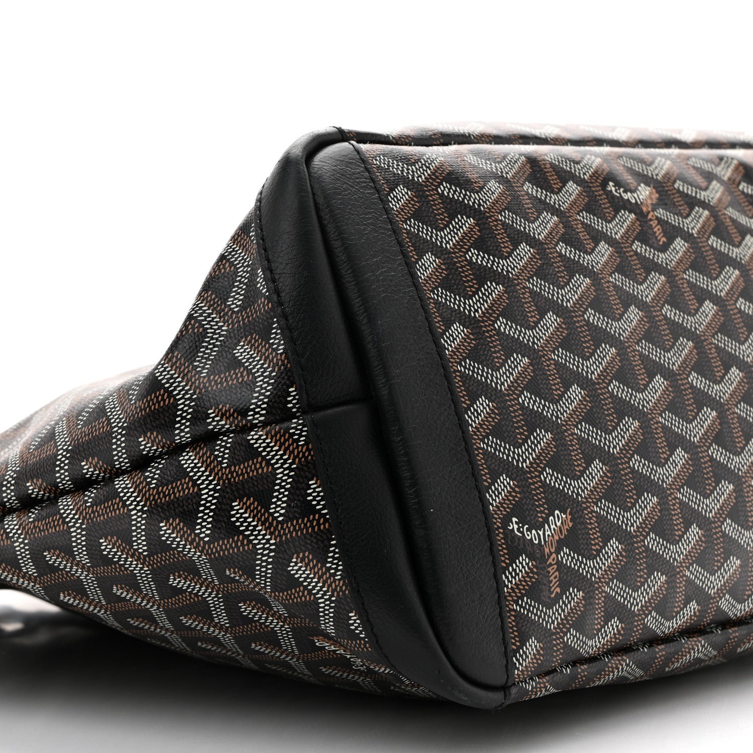 Goyardine Artois MM Black