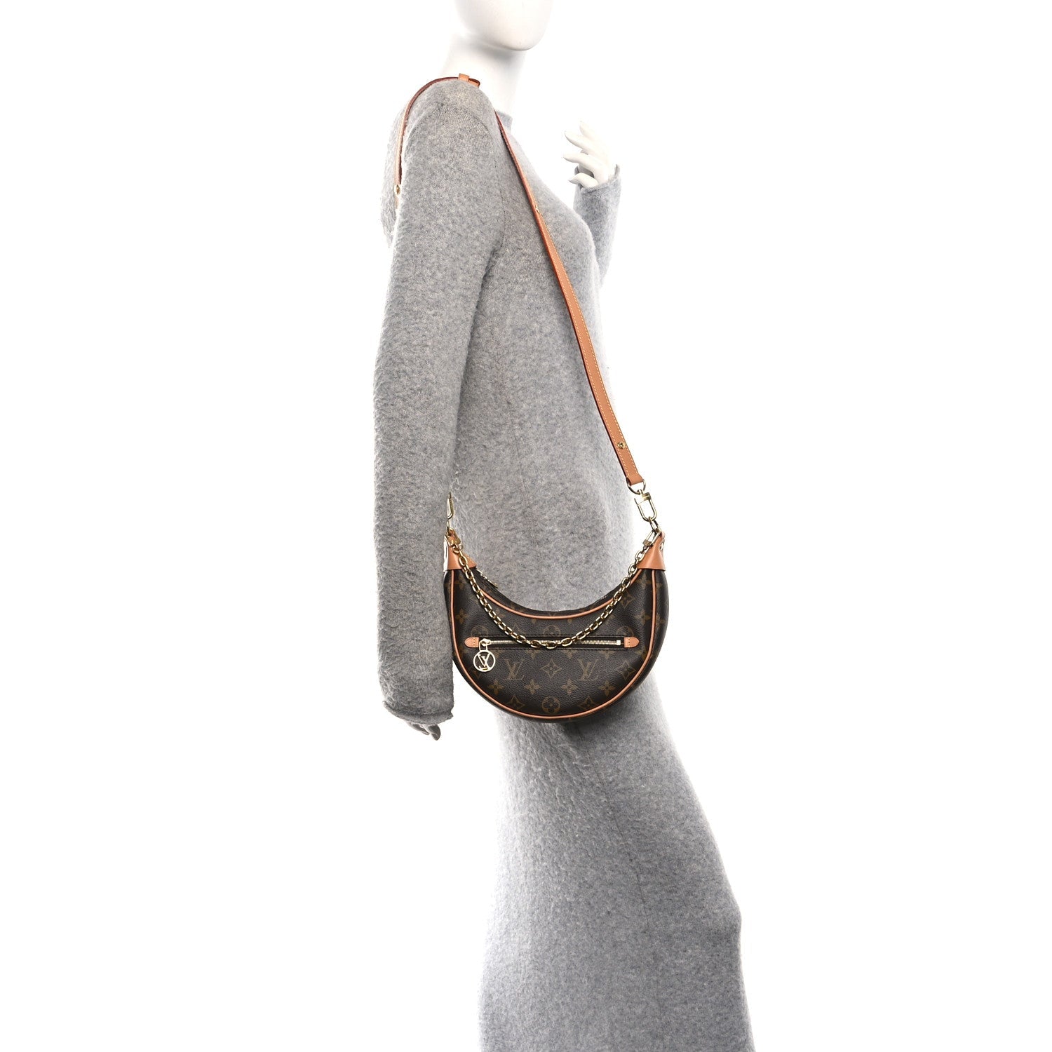 Monogram Loop