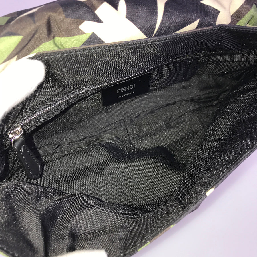 FENDI Baguette 7VA472 Shoulder bag