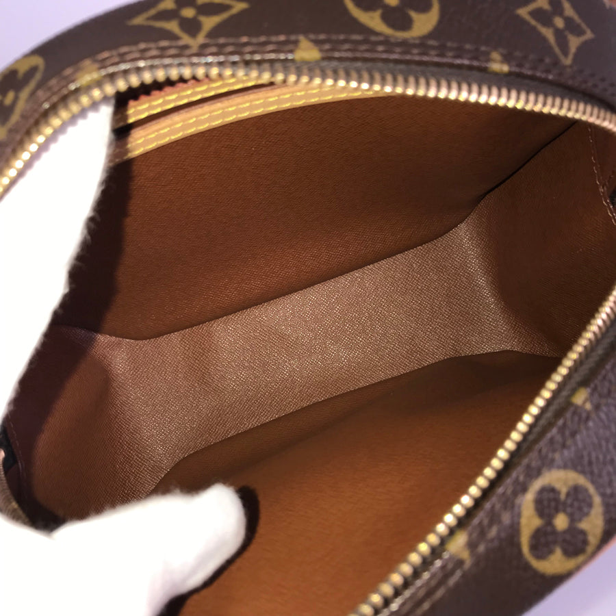 LOUIS VUITTON Monogram Blower M51221 Shoulder bag