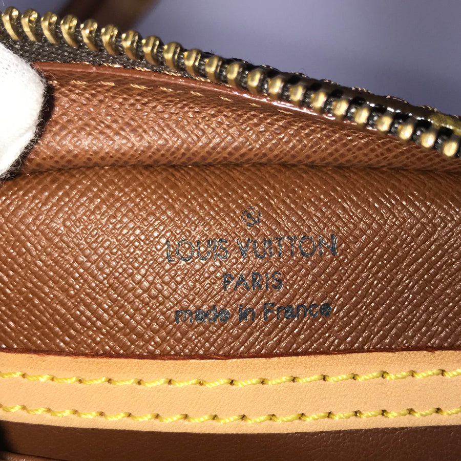 LOUIS VUITTON Monogram Blower M51221 Shoulder bag