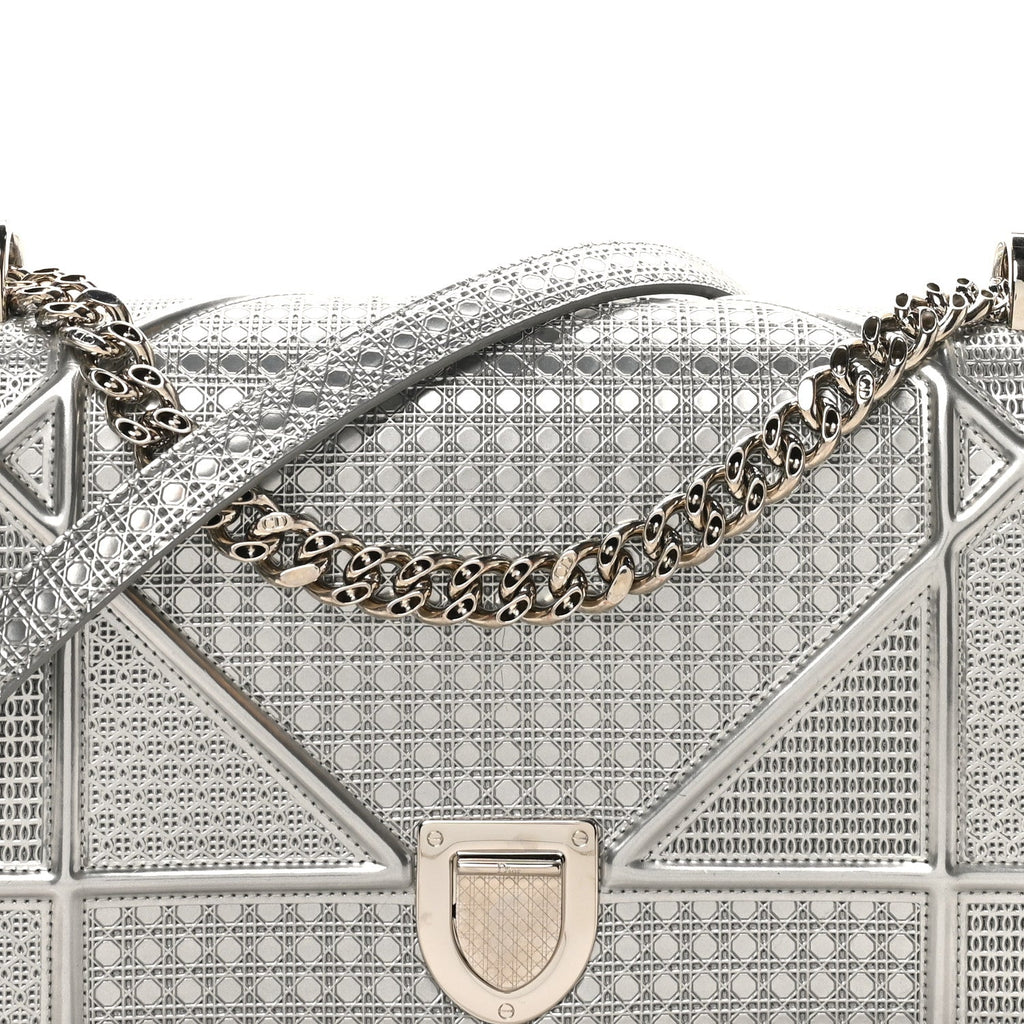 Metallic Patent Micro-Cannage Medium Diorama Flap Bag Silver