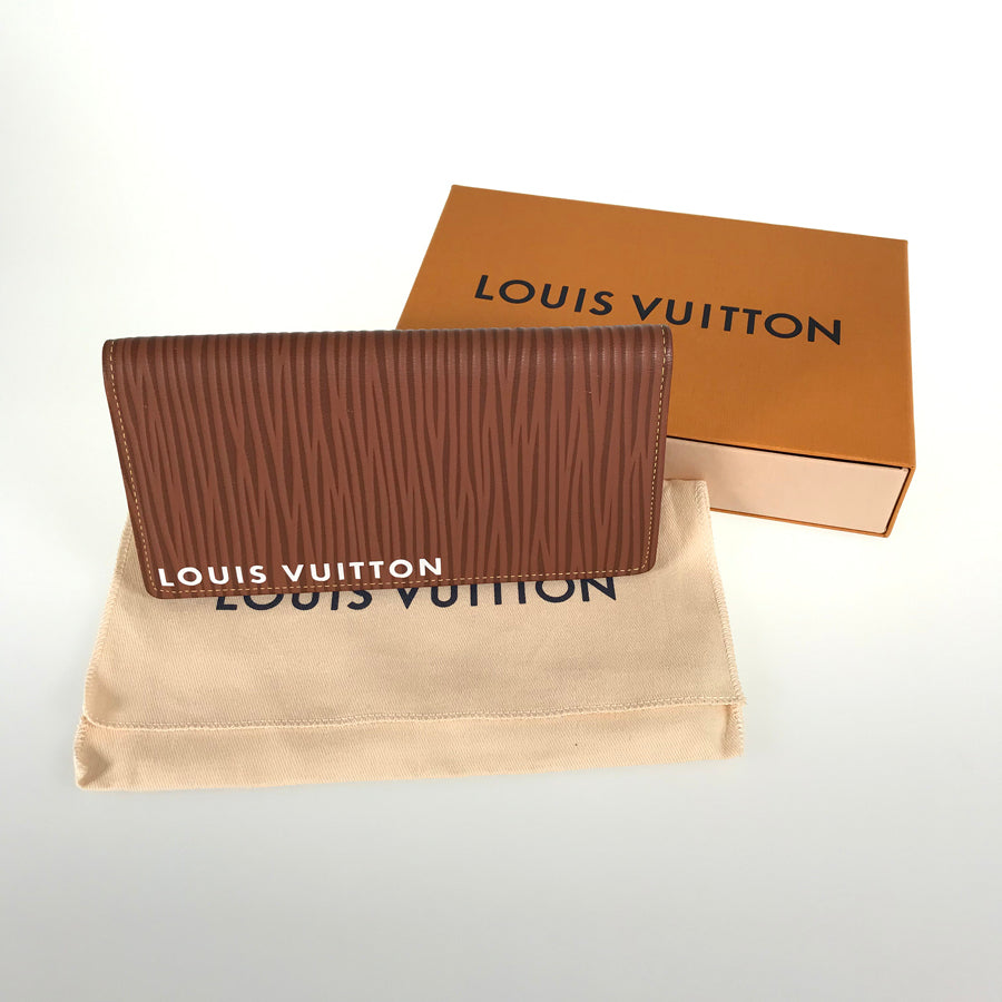 LOUIS VUITTON Epi Portefeuille Brazza NM M82631 Long wallet bifold