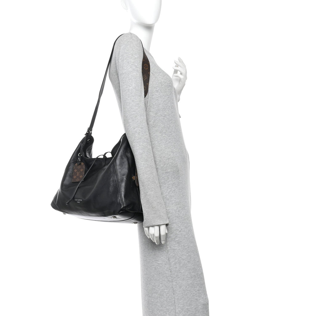 Lambskin CarryAll Vibe MM Black