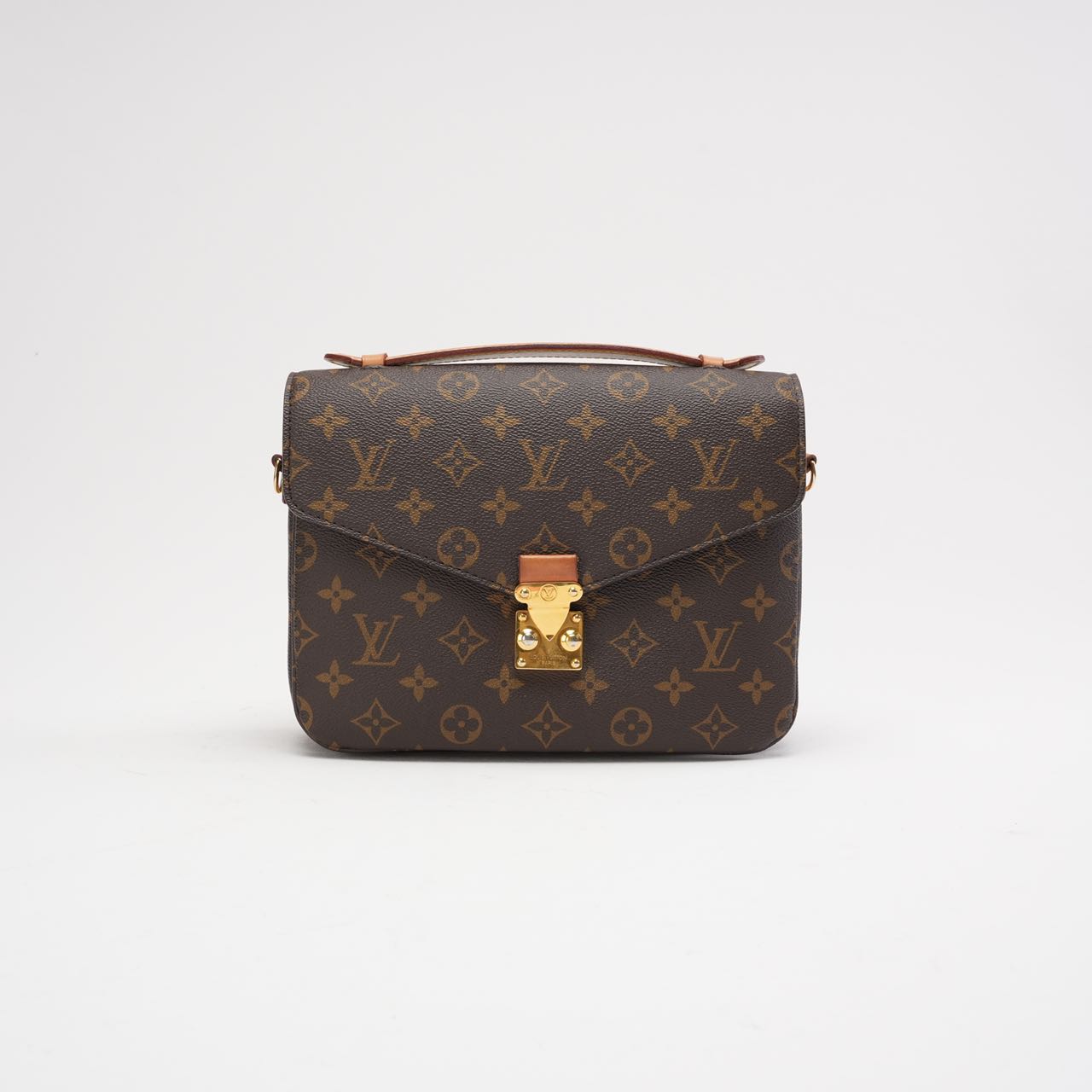 Louis Vuitton Pochette Métis Monogram Canvas 2022