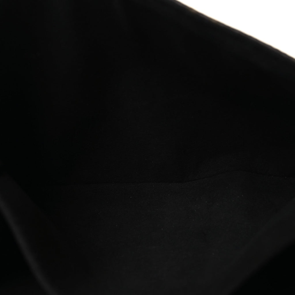 Reverse Monogram Pochette Metis