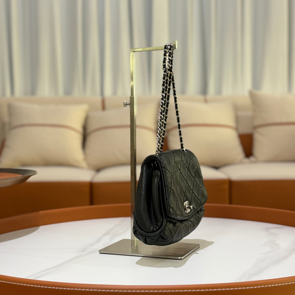 CHANEL SHOULDER BAG CALFSKIN BLACK