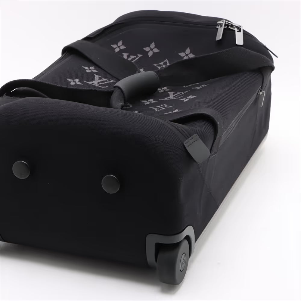 Louis Vuitton Monogram Eclipse Horizon Soft Black