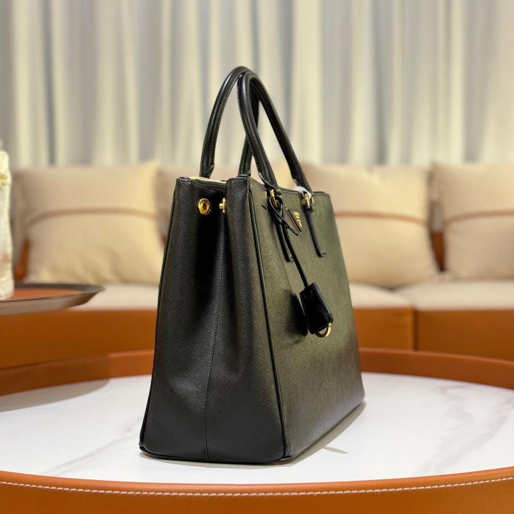 PRADA LARGE PALLERIA BAG