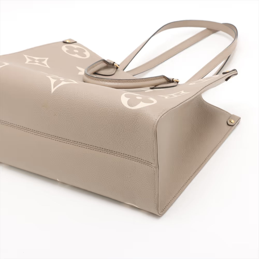 Louis Vuitton Bicolor Monogram Giant On the Go MM Dove x Cream