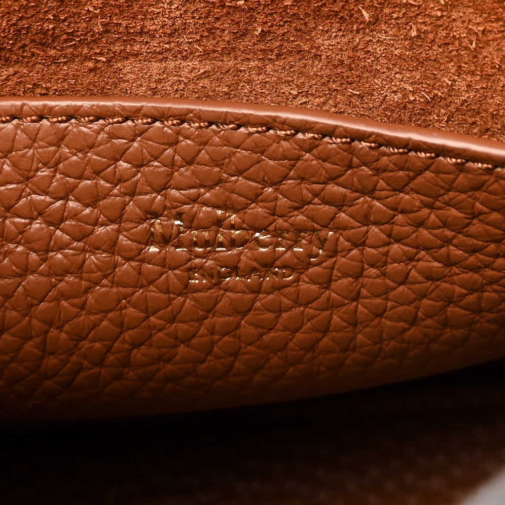 Heavy Grain Mini Alexa Chestnut