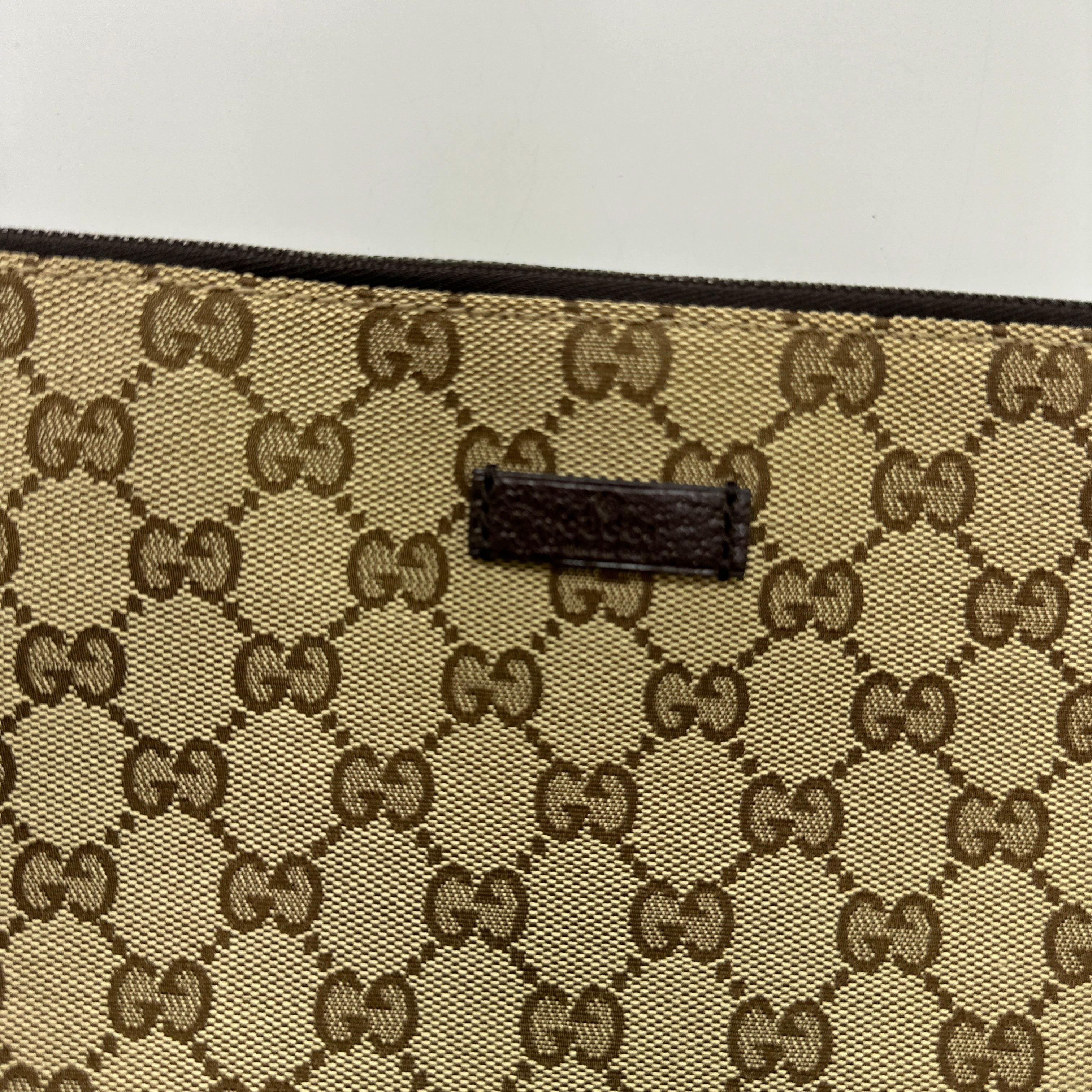 Gucci GG Canvas Messenger Bag Beige Shoulder Vintage Auth LB120847