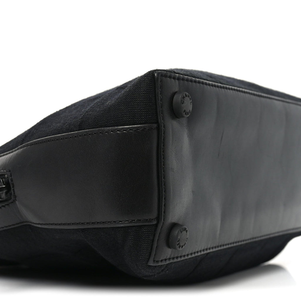Jersey Quilted Chocolate Bar Shoulder Bag Black
