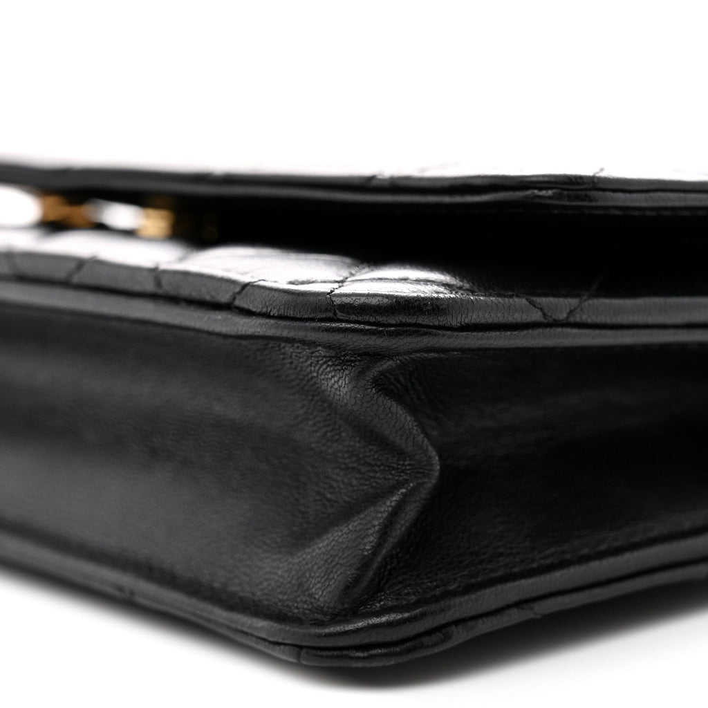 Lambskin Quilted Wallet On Chain WOC Black