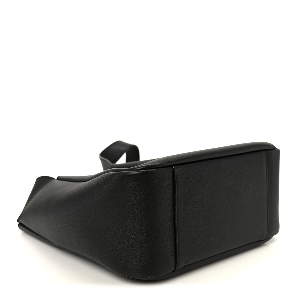 Smooth Calfskin Small Le 5 A 7 Soft Hobo Black