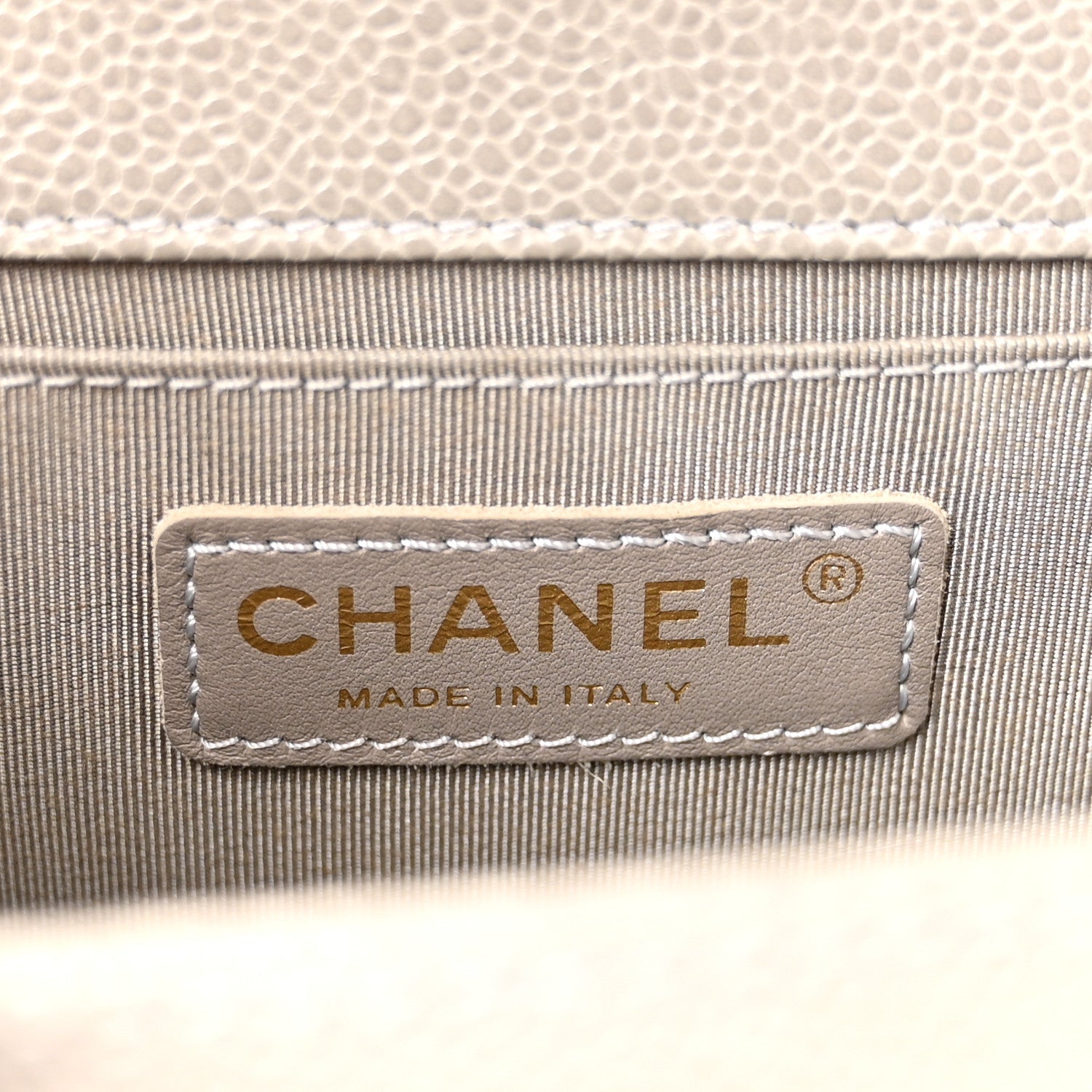 Caviar Quilted Medium Boy Flap Grey