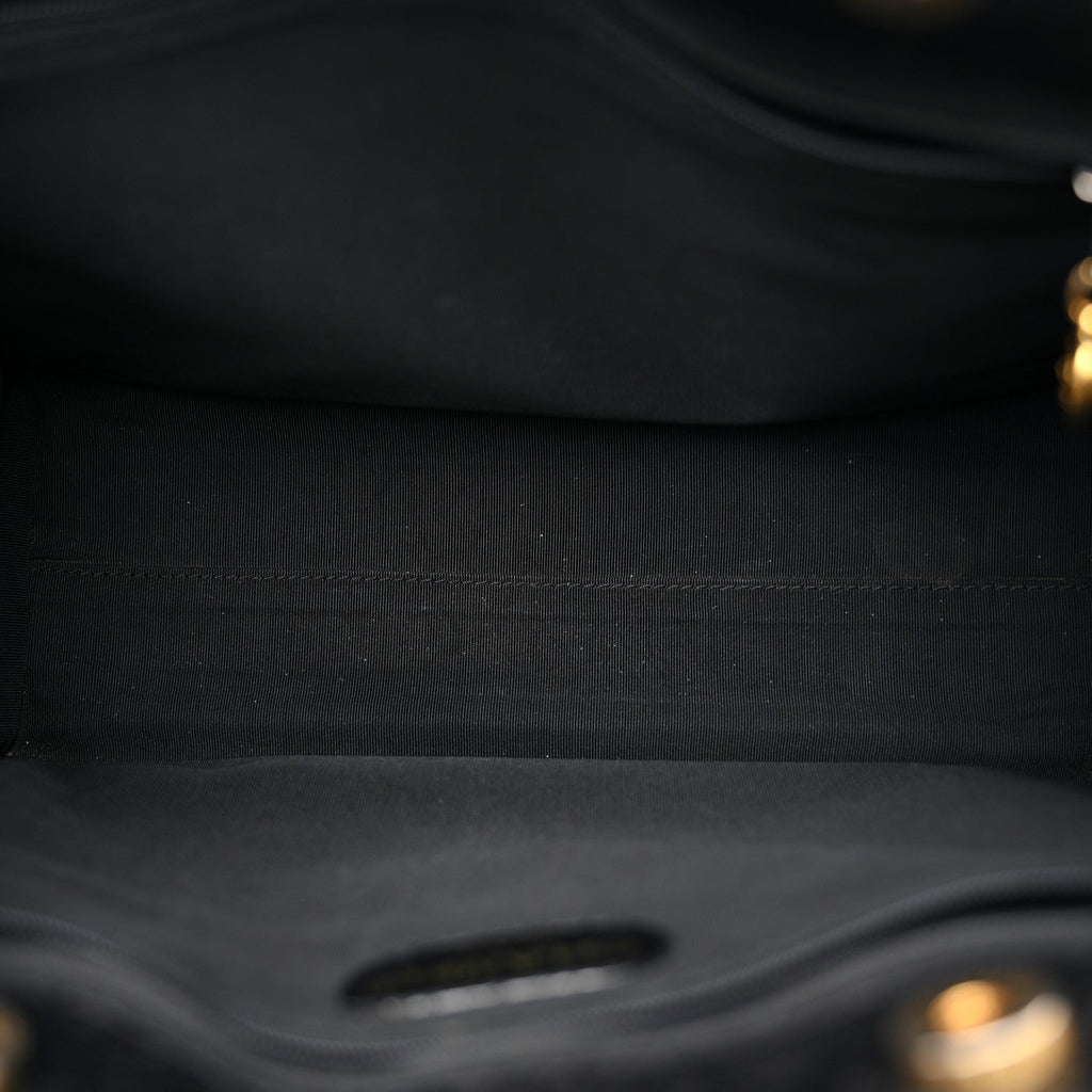 Caviar Shoulder Bag Black