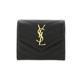 CASSANDRE MATELASSÉ compact tri fold wallet in grain de poudre leather