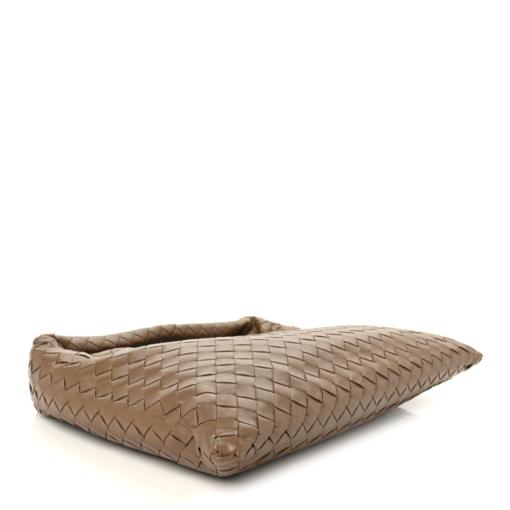 Calfskin Intrecciato Small Hop Pinecone