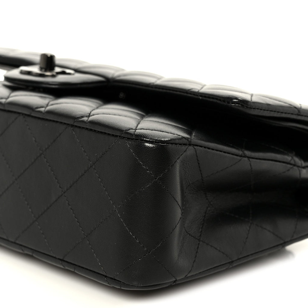 Lambskin Quilted Medium Double Flap So Black