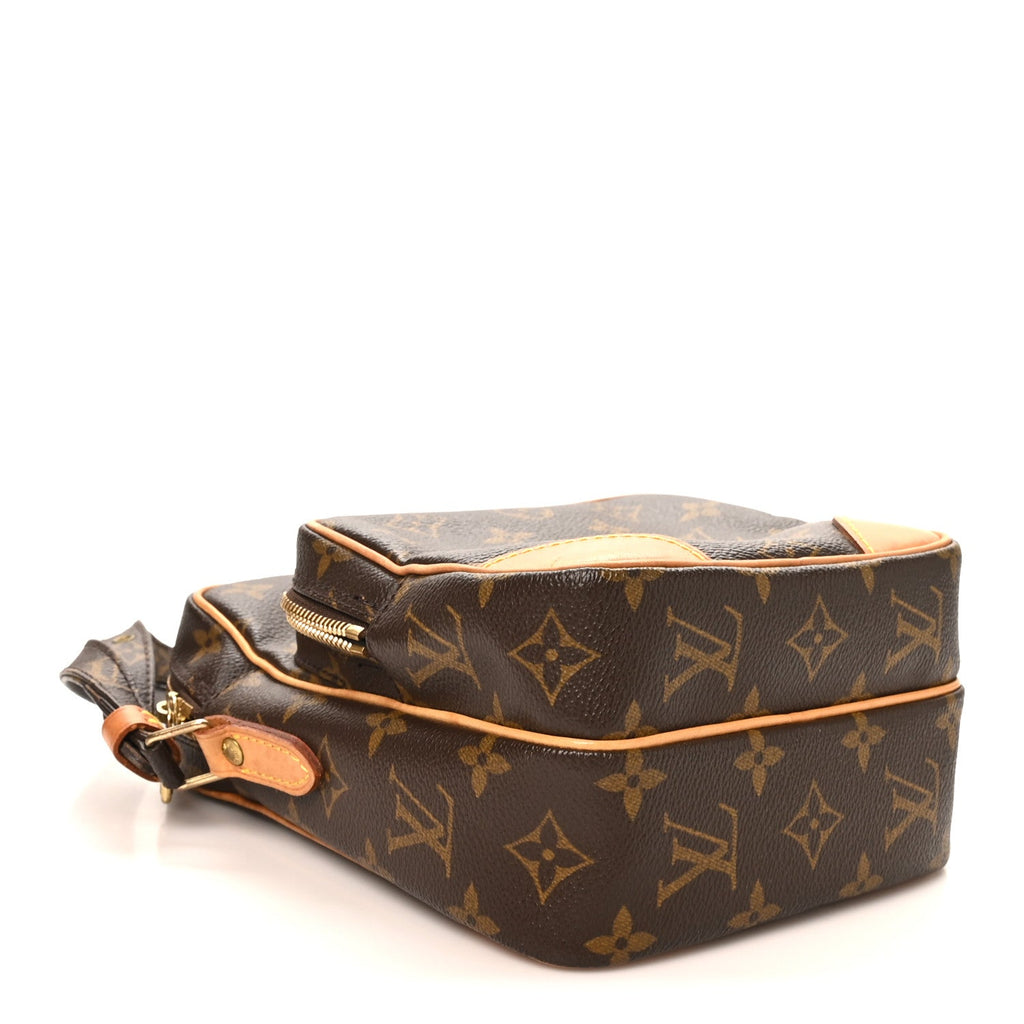 Monogram Amazone