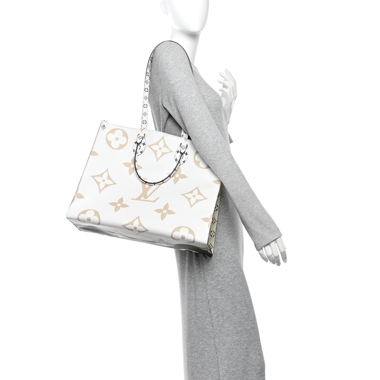 Monogram Giant Onthego GM Kaki Beige