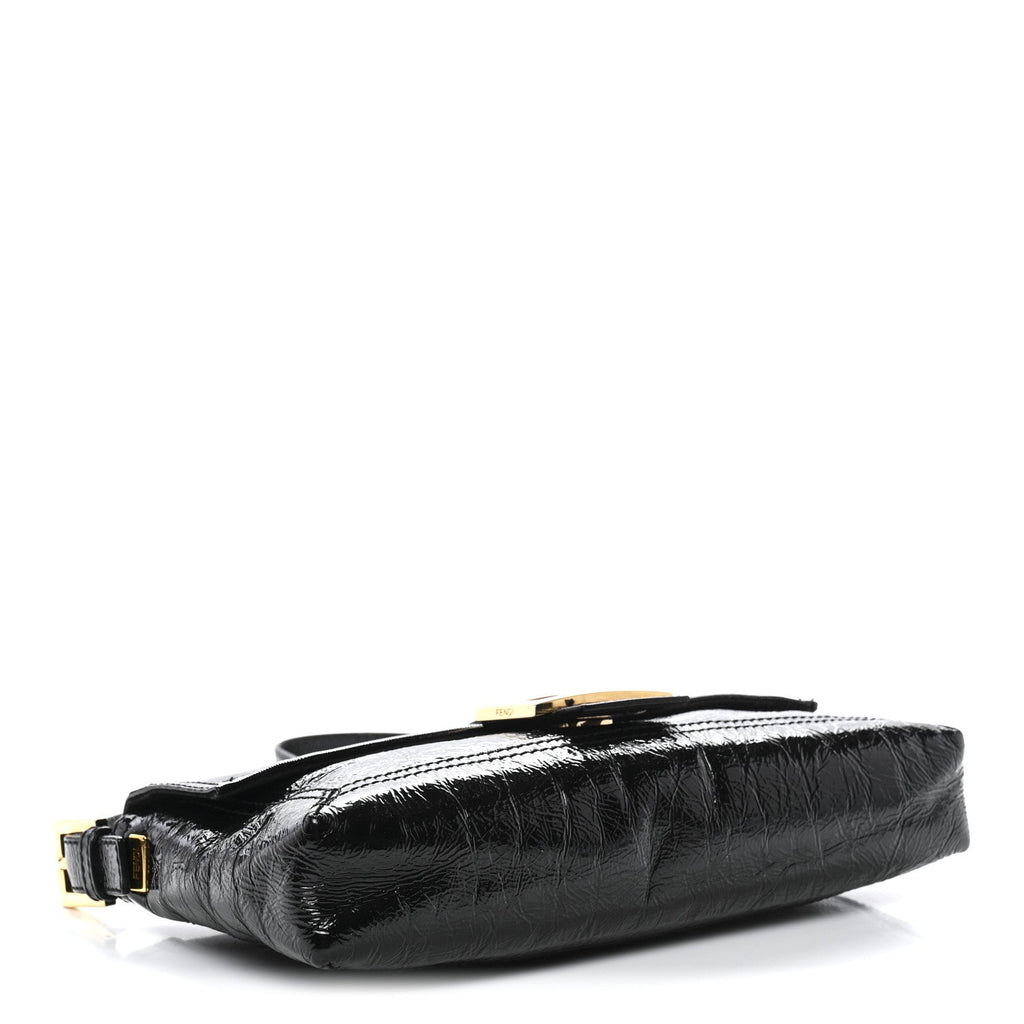 Vitello Naplak Medium Convertible Baguette Black