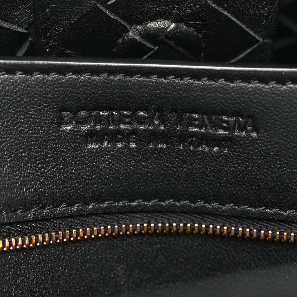 Nappa Intrecciato Medium Andiamo Shoulder Bag Black