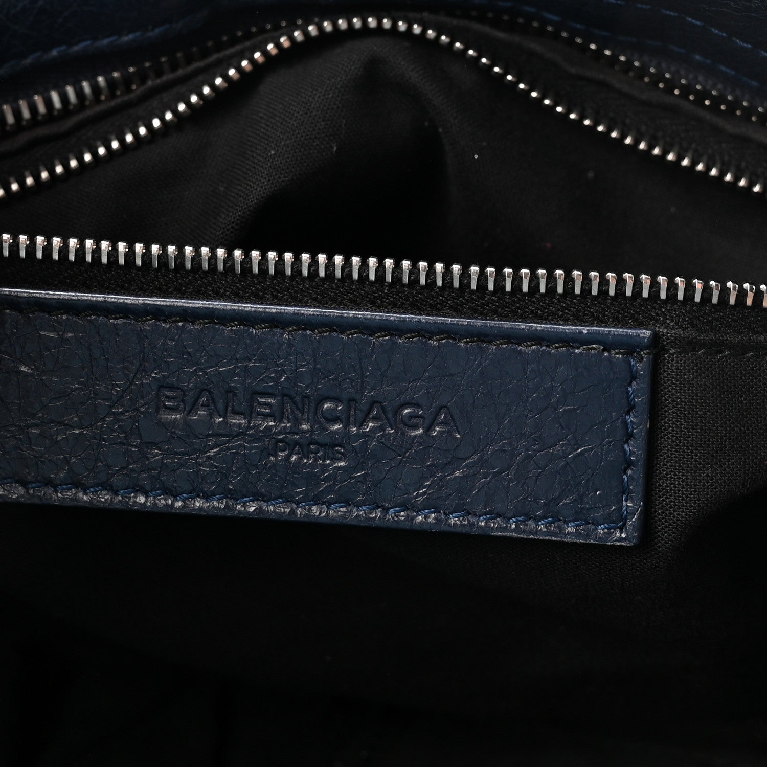 Agneau Giant 12 Silver Hardware City Bleu Obscur