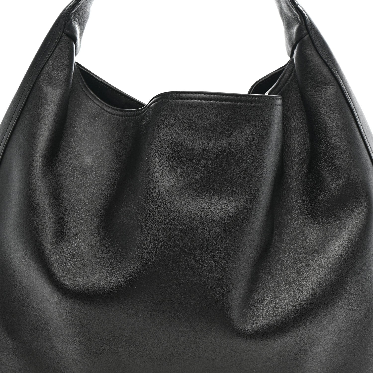 Silky Calfskin Large Hop Black