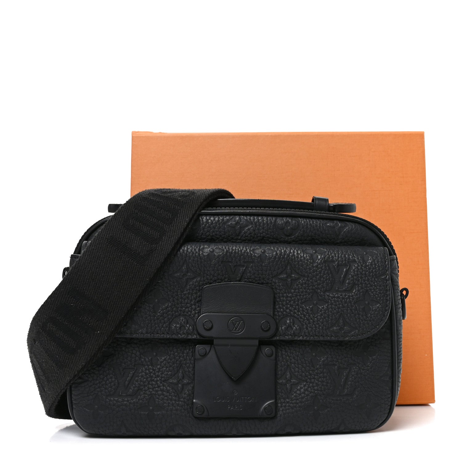 Taurillon Monogram S Lock Messenger Black