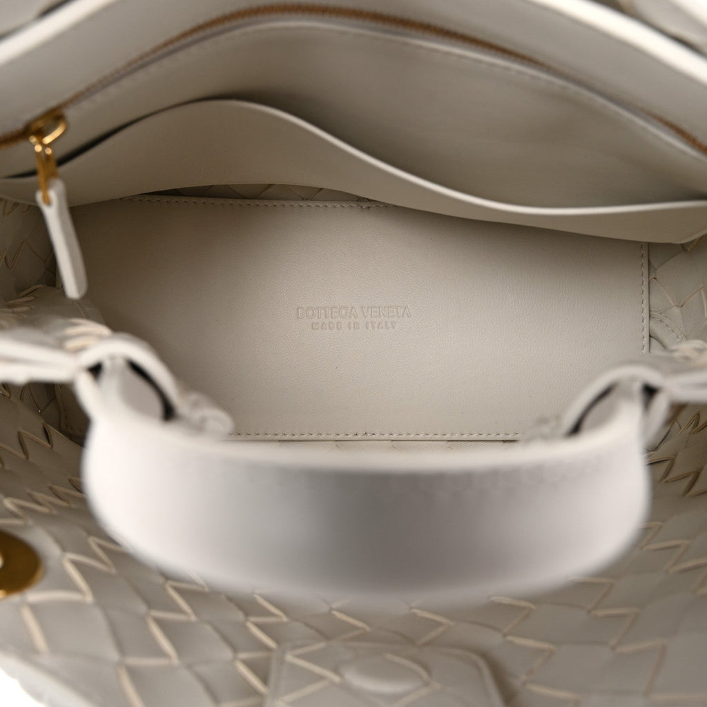 Nappa Intrecciato Small Andiamo Shoulder Bag White