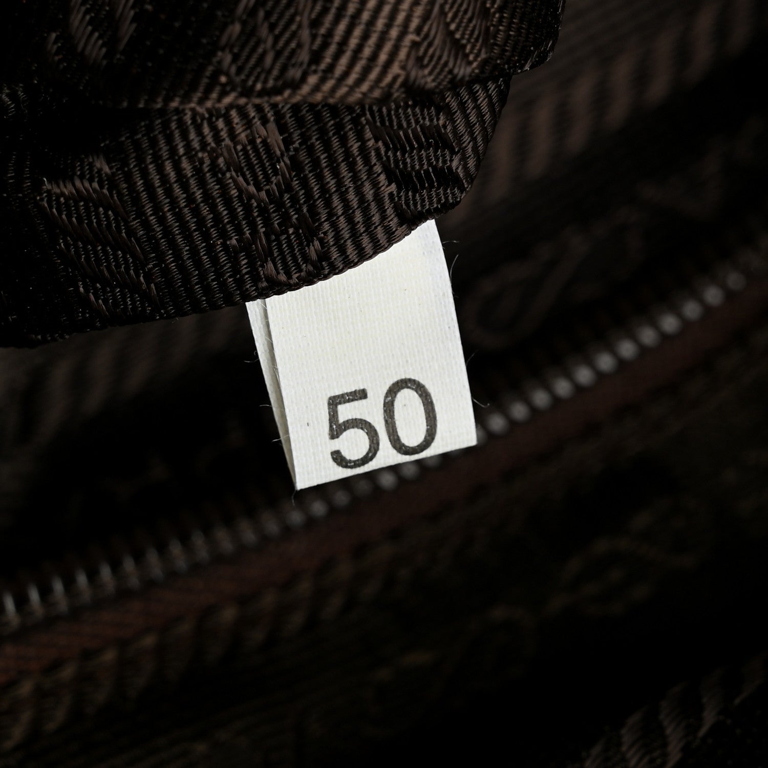 Nylon Tessuto Impuntu Quilted Shoulder Bag Corinto