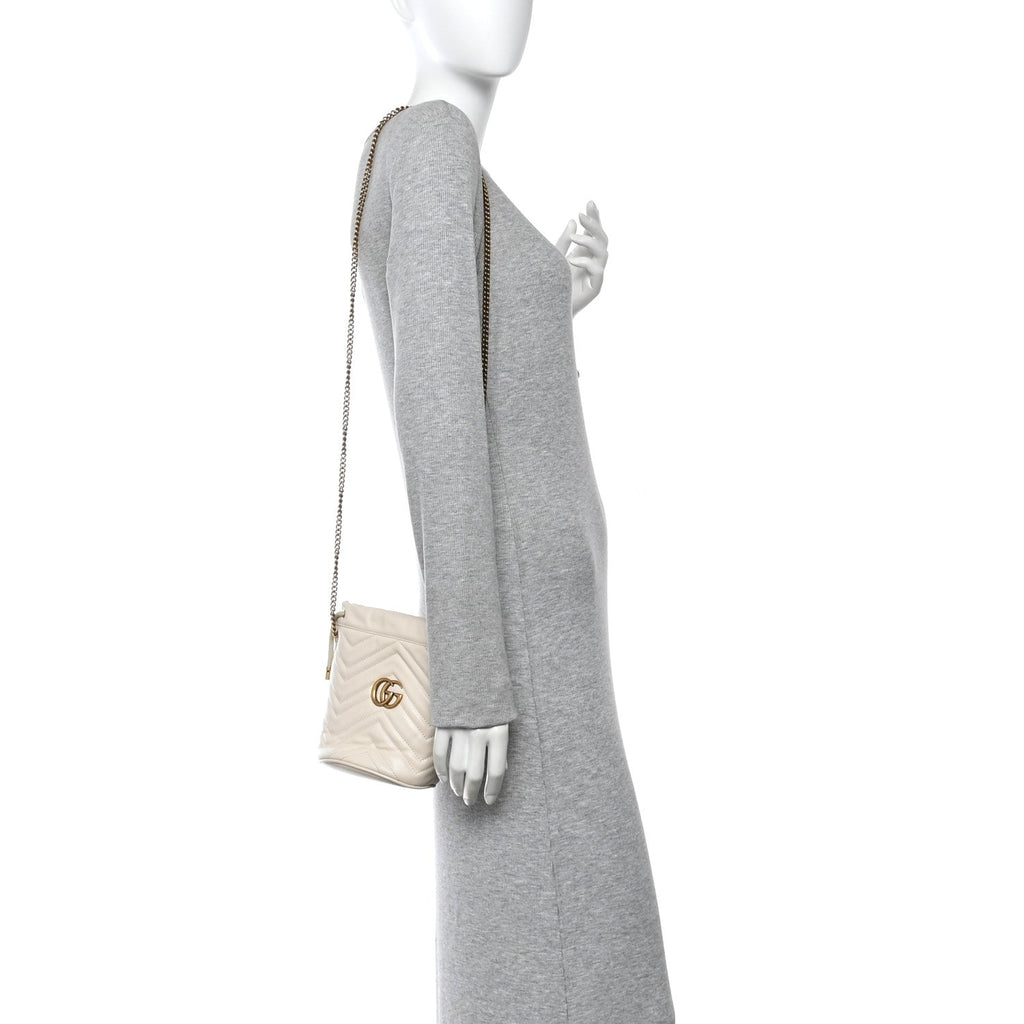 Calfskin Matelasse Mini GG Marmont 2.0 Bucket Bag White
