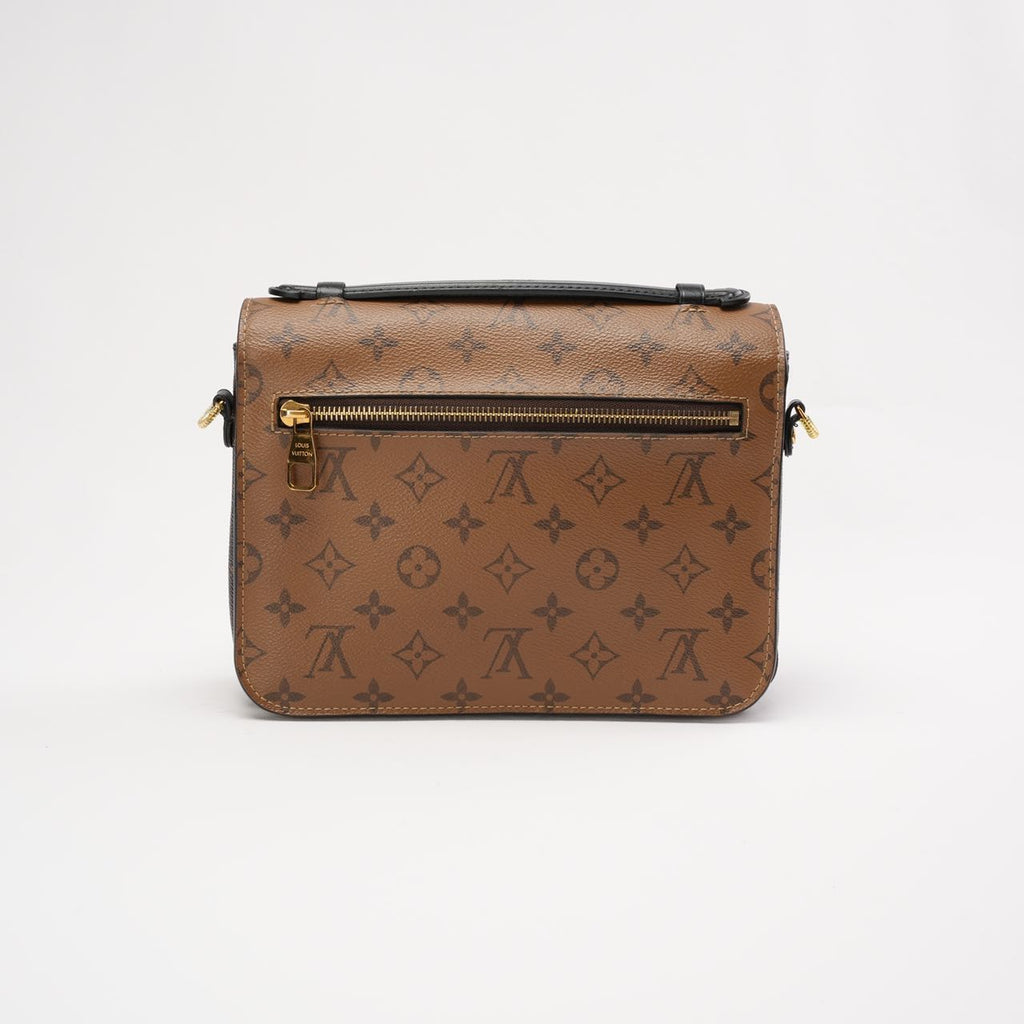 Louis Vuitton Monogram Pochette Metis MM Hand Bag 2017