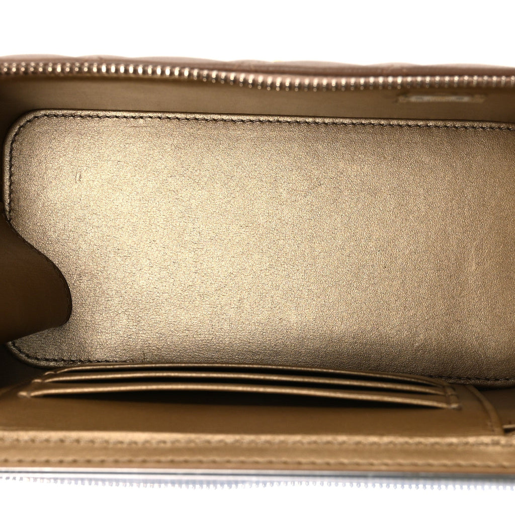 Lambskin Quilted Pearl Crush Small Vanity Case With Chain Beige