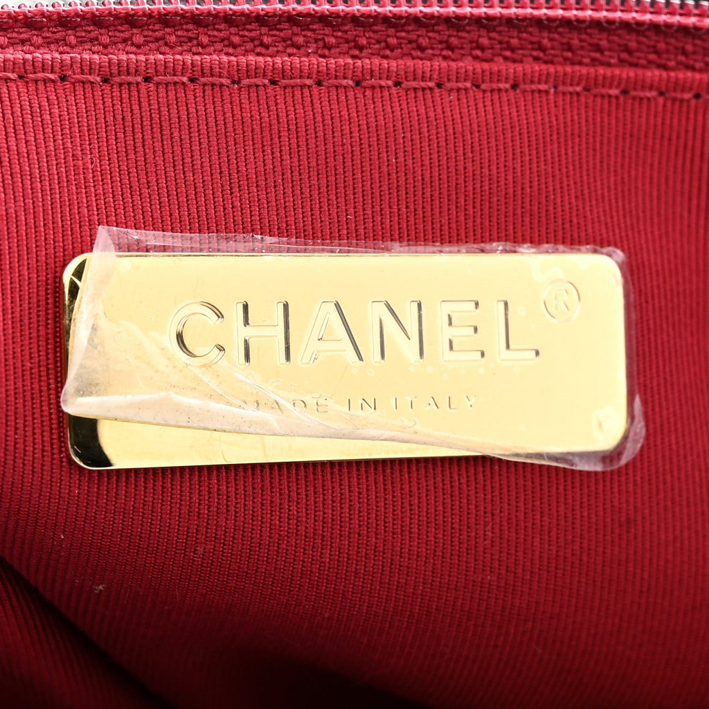 Lambskin Quilted Medium Chanel 19 Flap Black