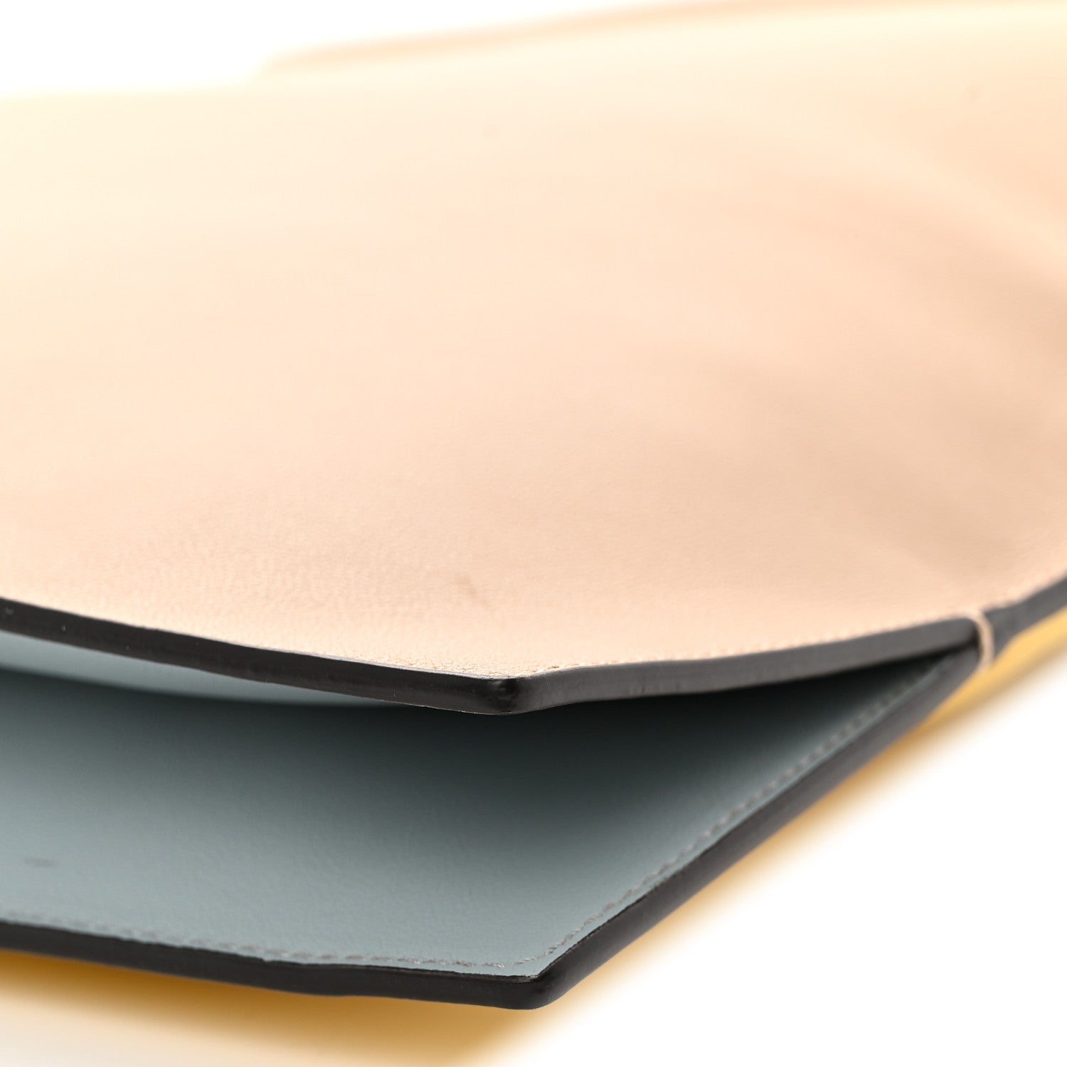Vitello Bellagio Medium Fendi Flip Beige Amido Sorbet Anice
