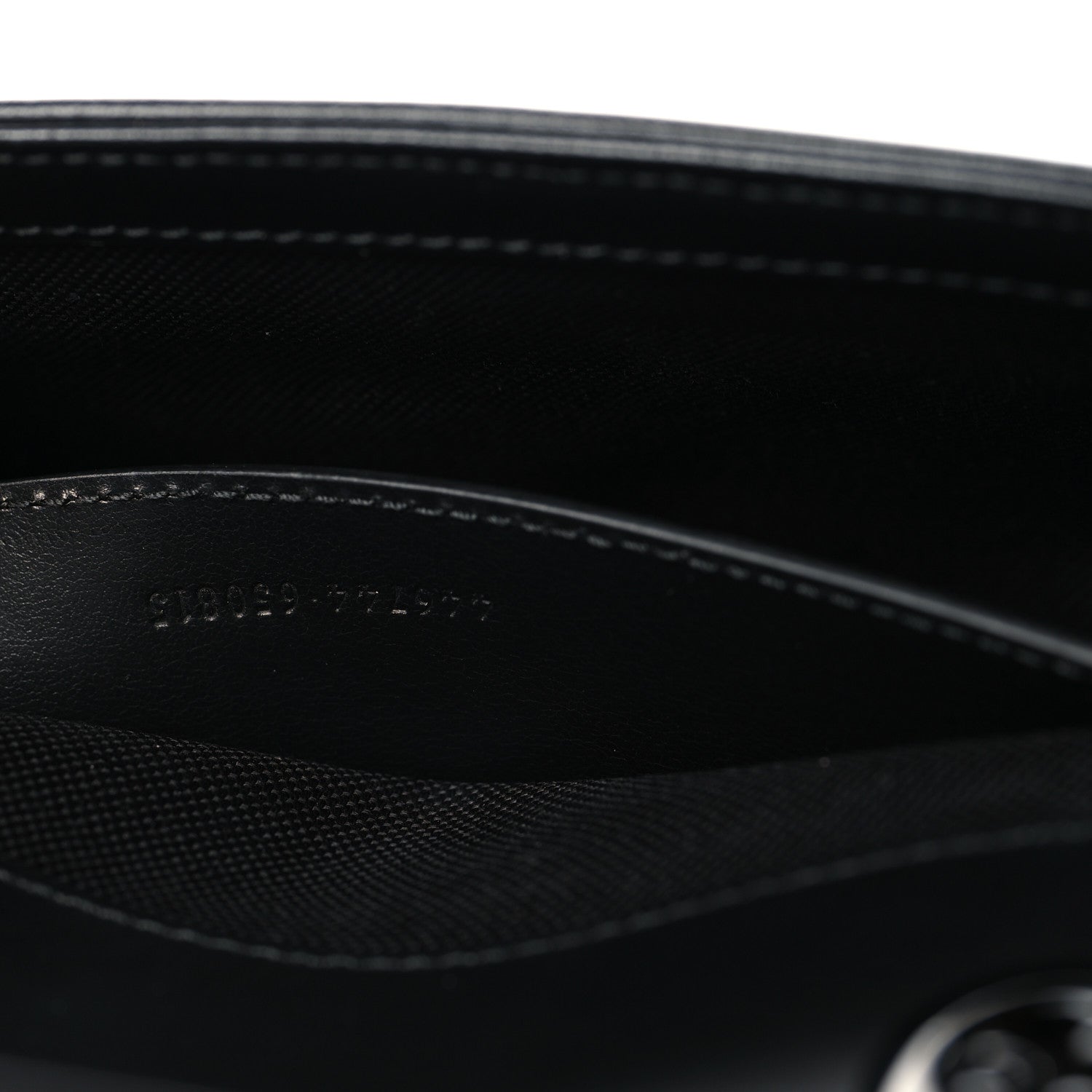 Calfskin Matelasse Monochrome Mini GG Marmont Shoulder Bag Black