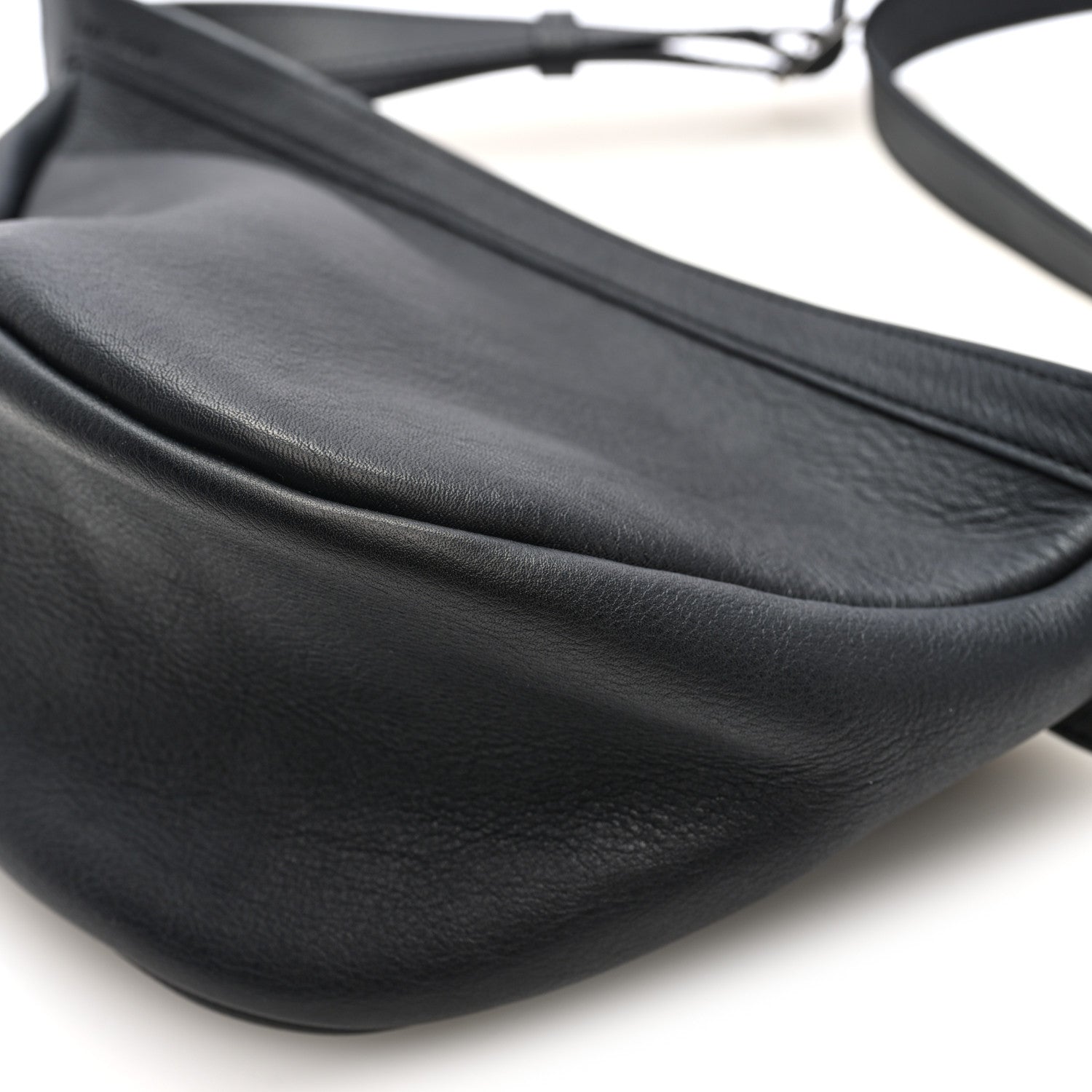 Grained Calfskin Small Slouchy Banana Bag Black