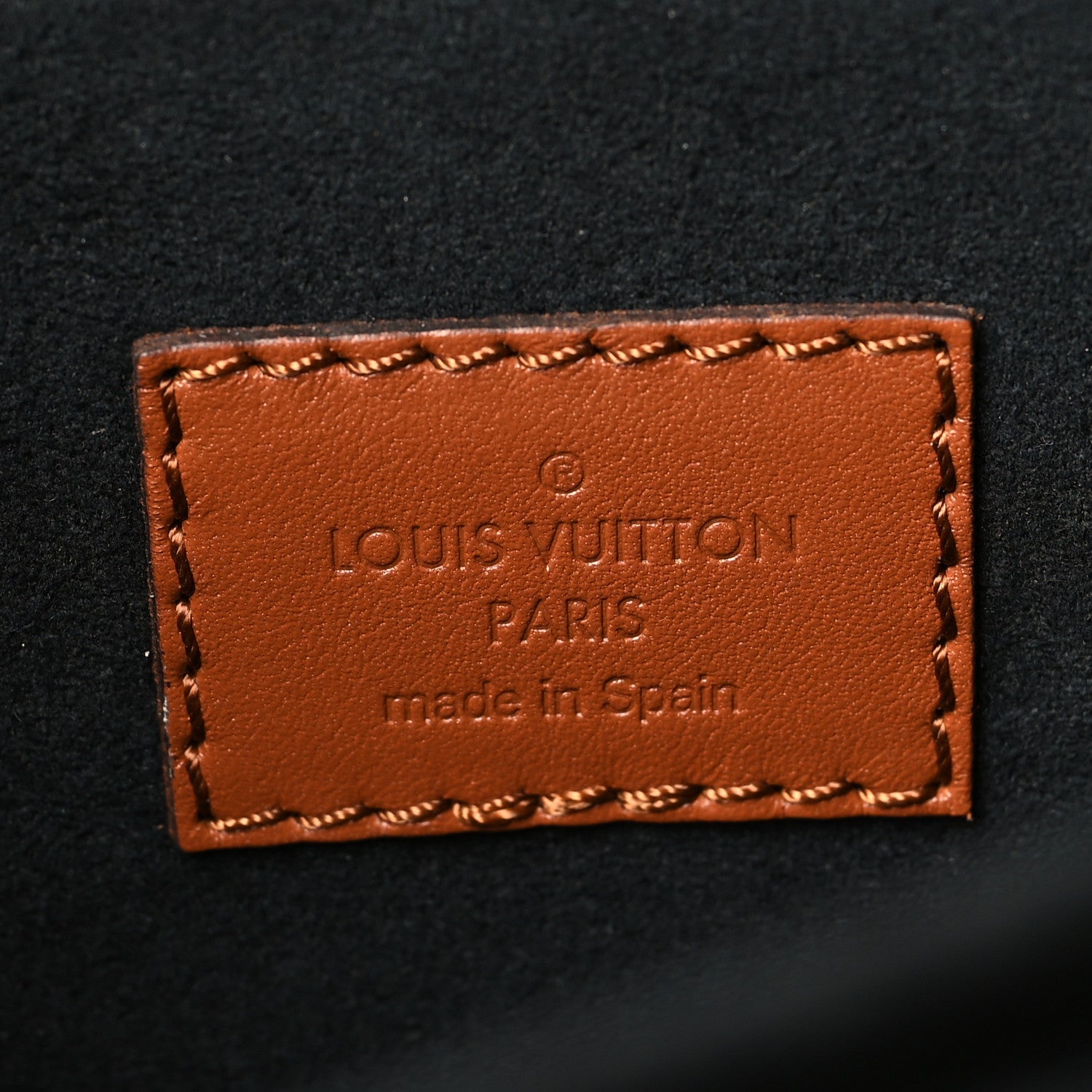 Reverse Monogram Dauphine MM