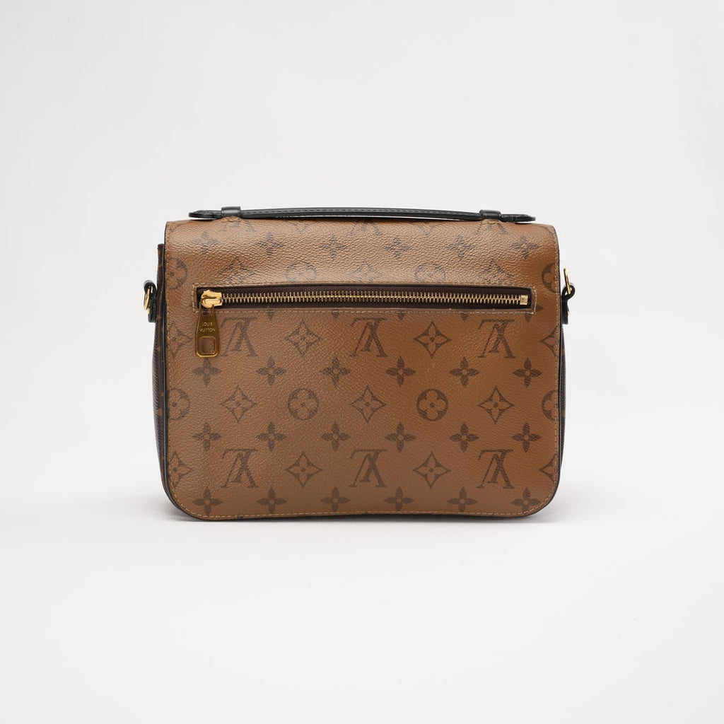 Louis Vuitton Monogram Pochette Metis MM Hand Bag 2019