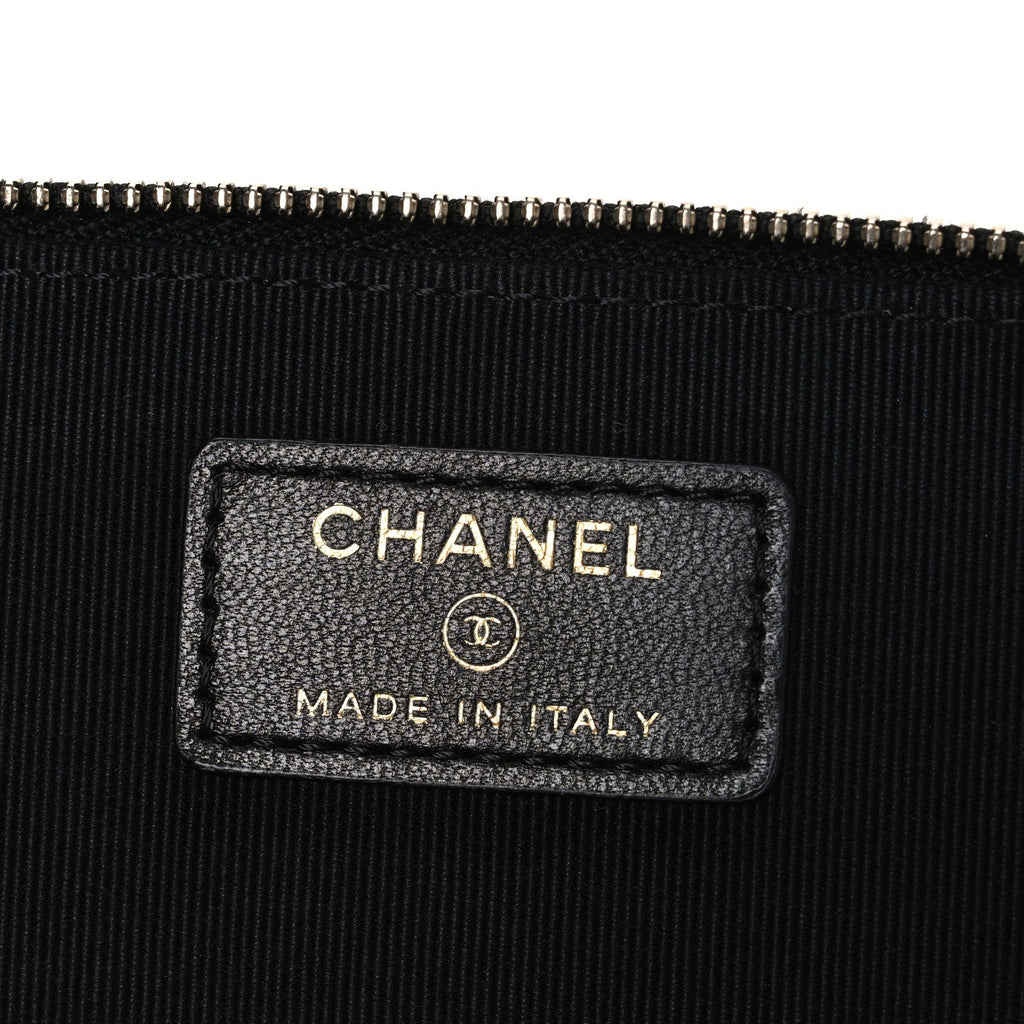 Lambskin Quilted Small Top Handle Vanity Case With Chain Black