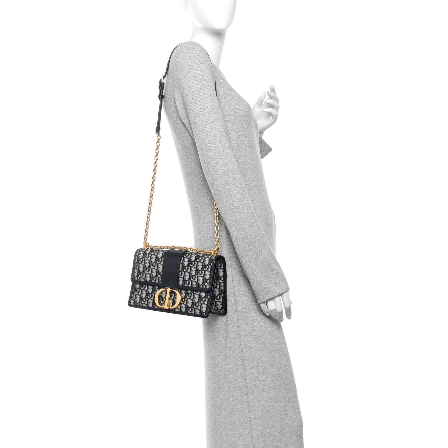 Oblique 30 Montaigne Chain Flap Bag Blue