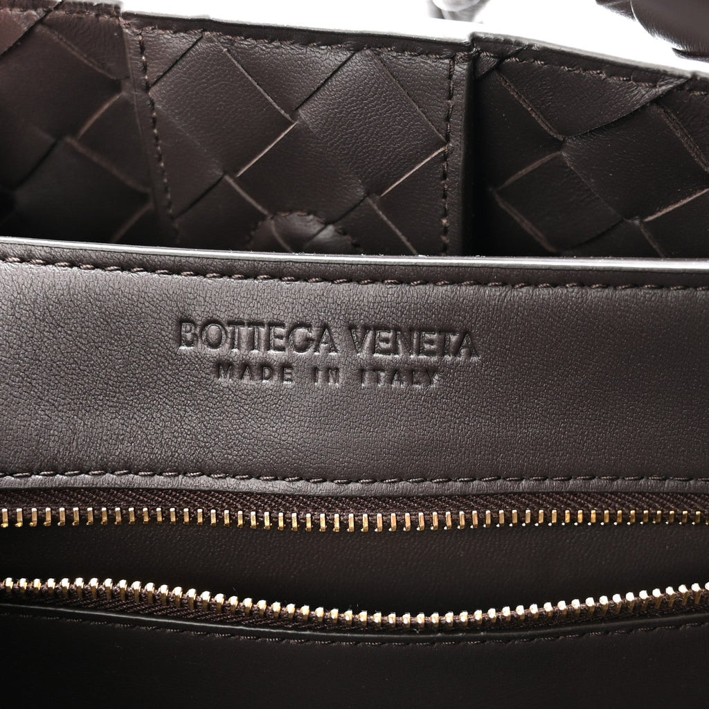 Nappa Intrecciato Medium Andiamo Shoulder Bag Fondant