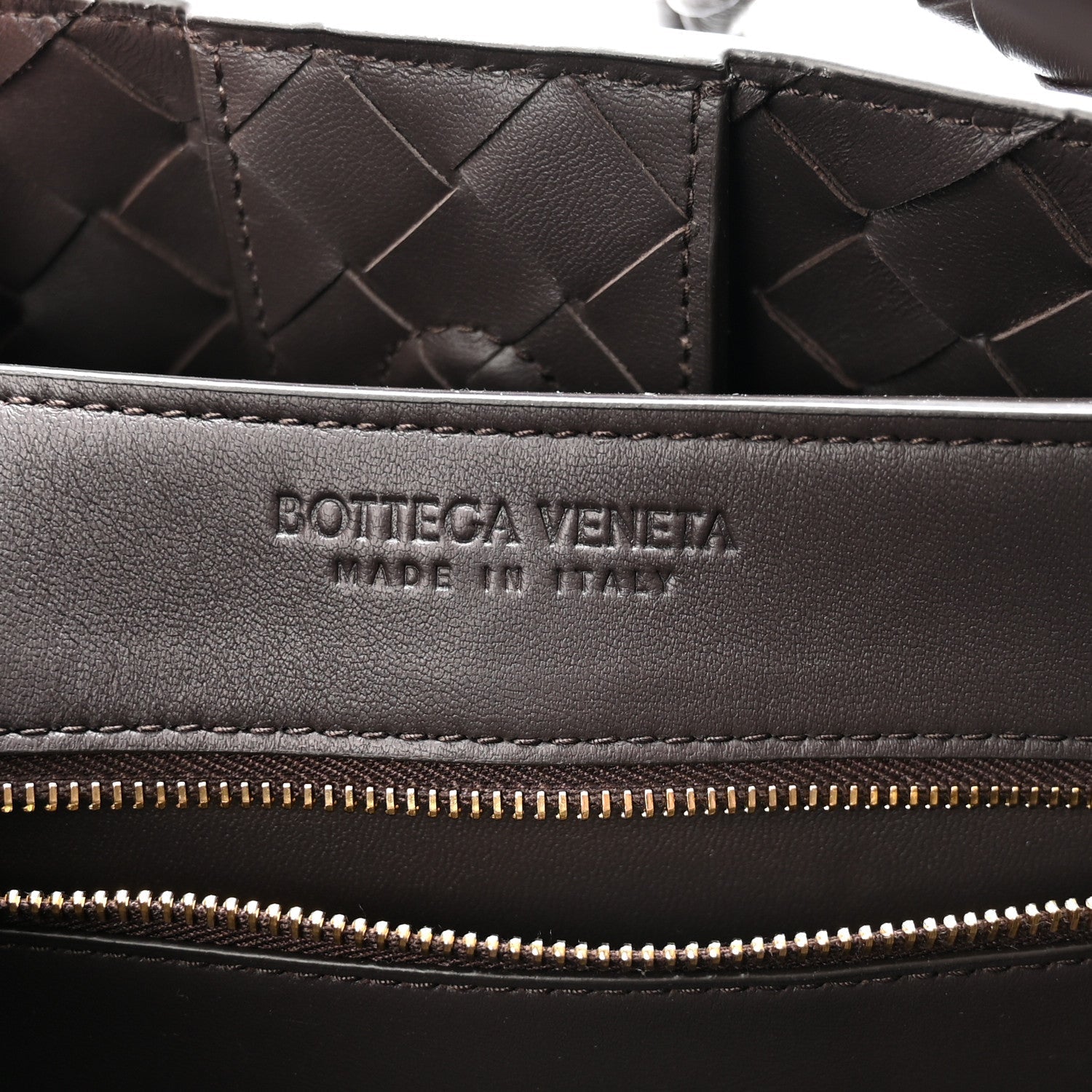 Nappa Intrecciato Medium Andiamo Shoulder Bag Fondant