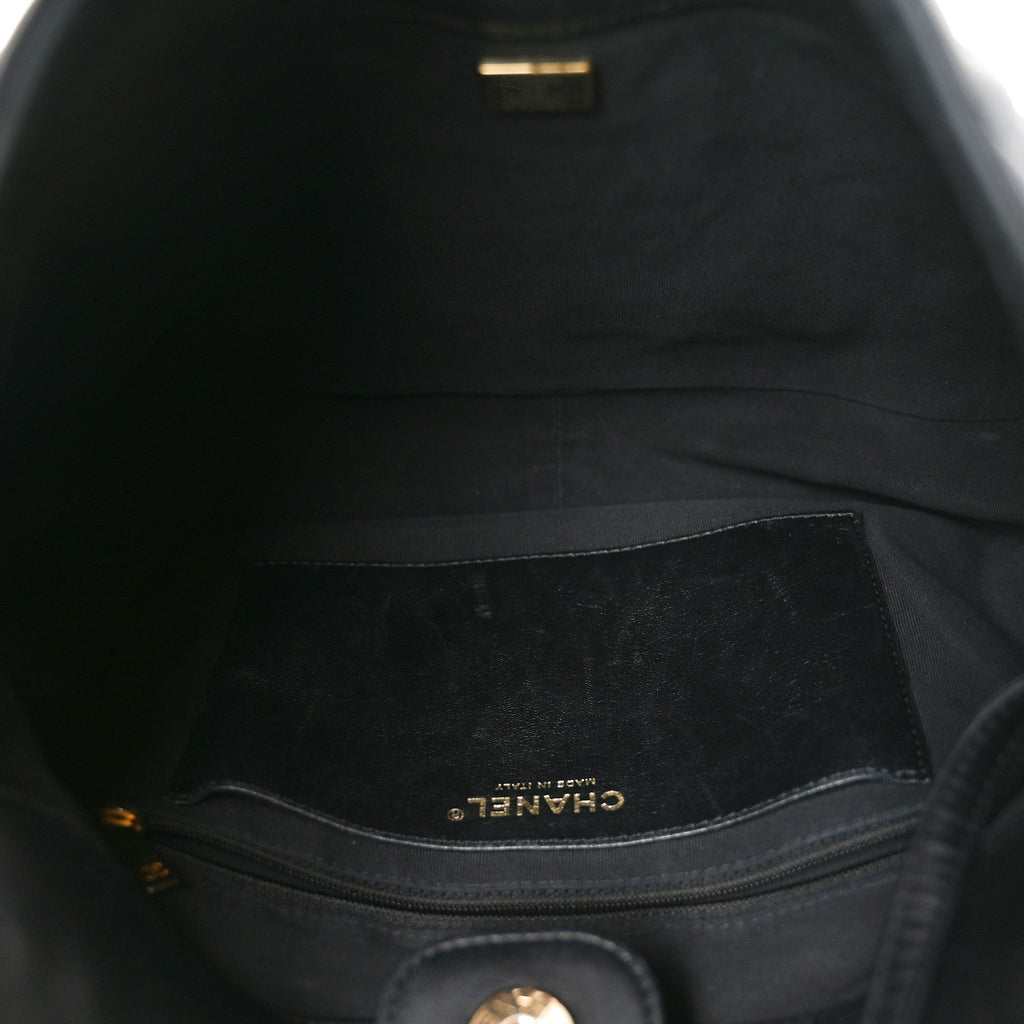 Lambskin Quilted Large CC Funky Town Hobo Black