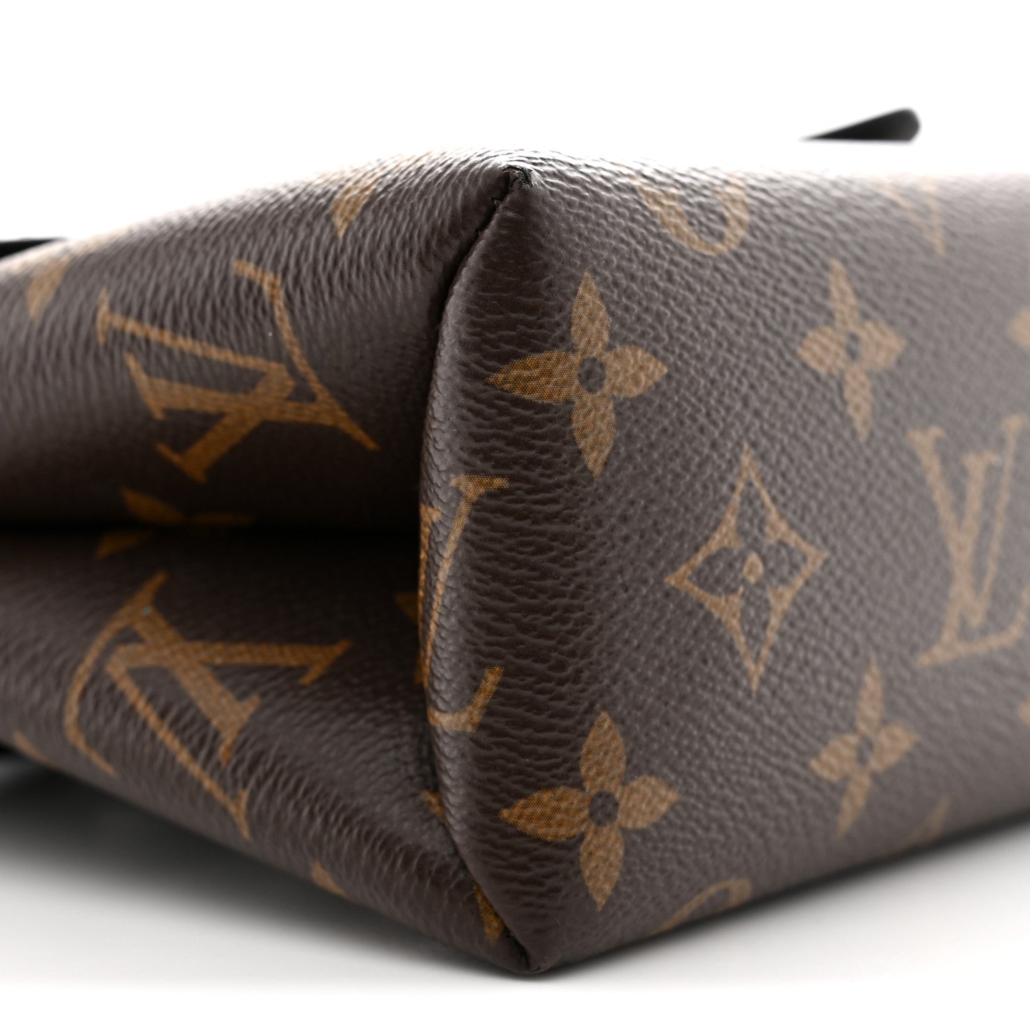 Monogram Locky BB Black