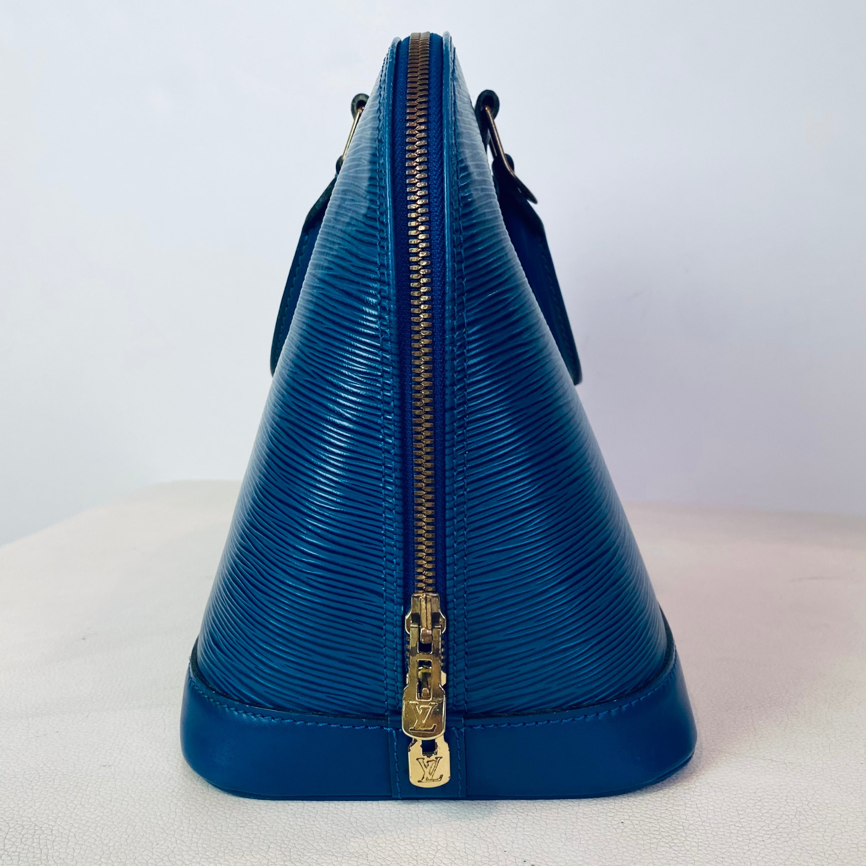 LOUIS VUITTON Epi Alma PM Satchel Handbag with Epi Elise Wallet in Blue