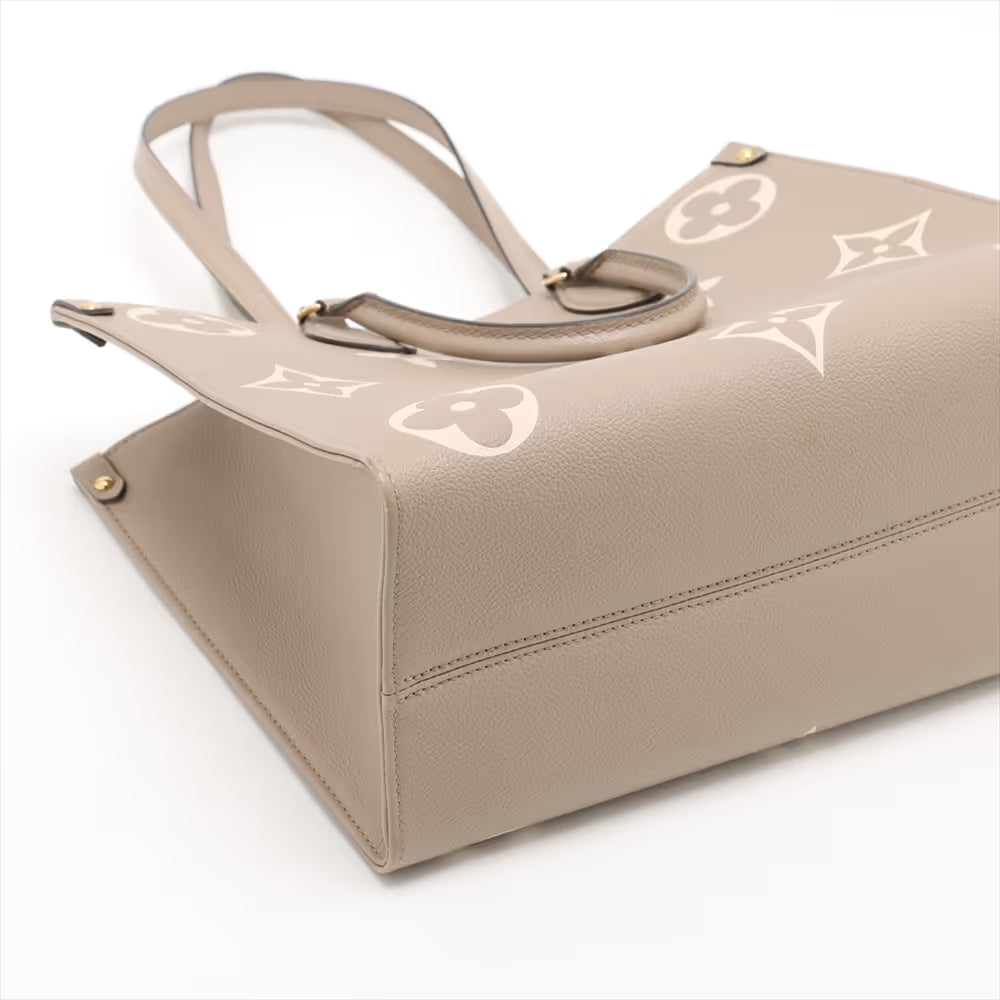 Louis Vuitton Bicolor Monogram Giant On the Go MM Dove x Cream